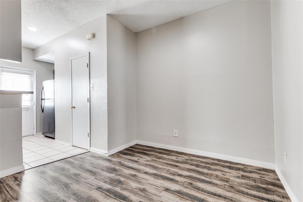 Carriagehouse Village-Victoria Place - Residential