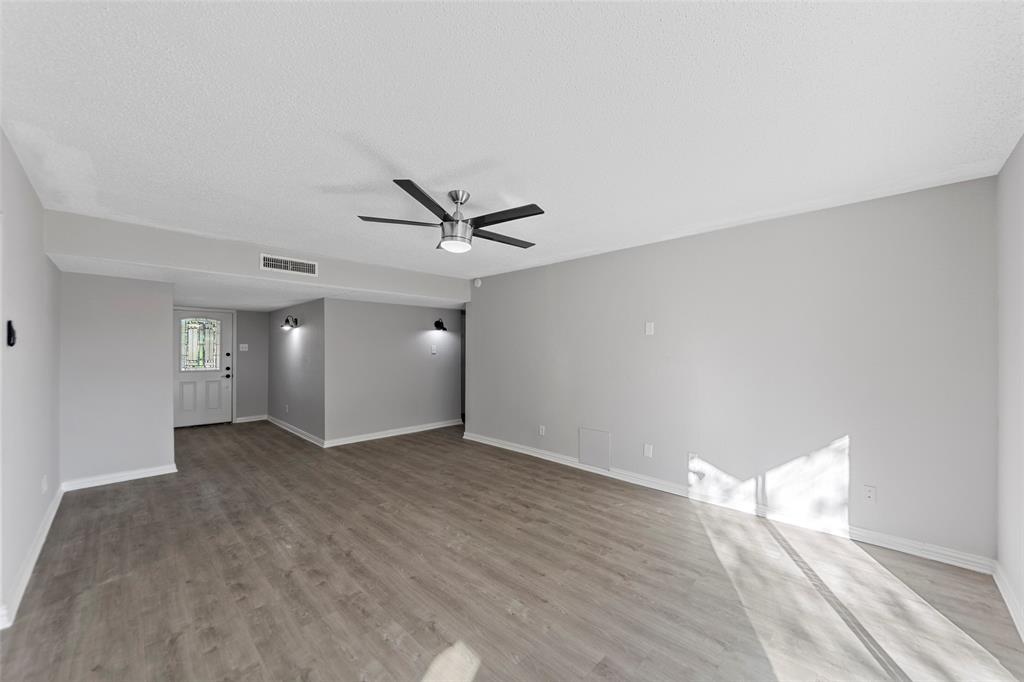 2124 Carlton Road