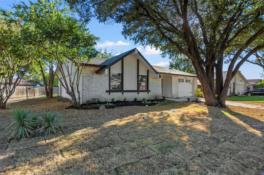 2124 Carlton Road