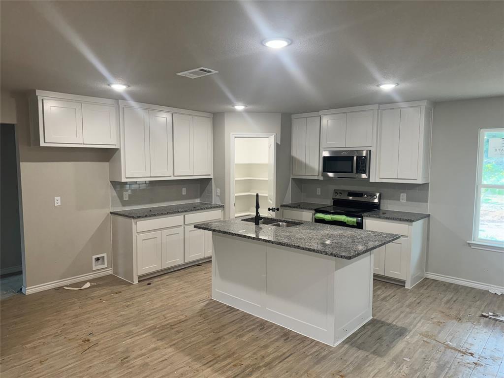 1009 Hereford