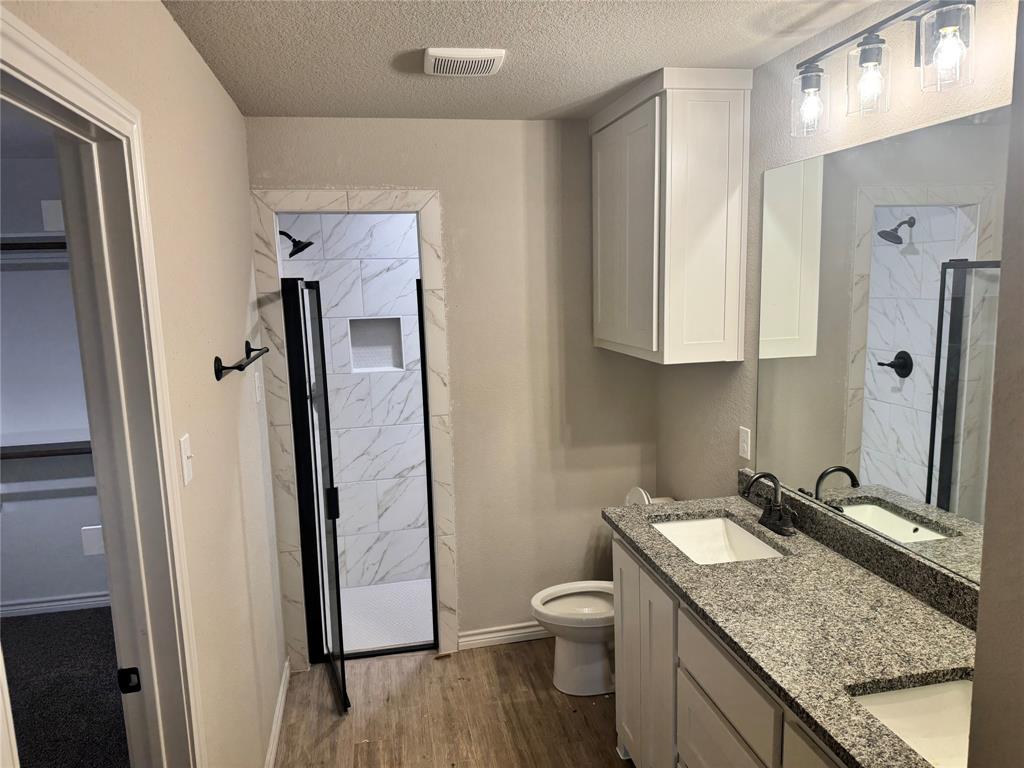 1009 Hereford