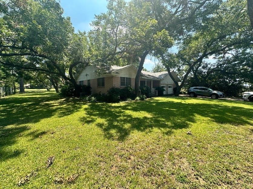 1302 Brittany Lane