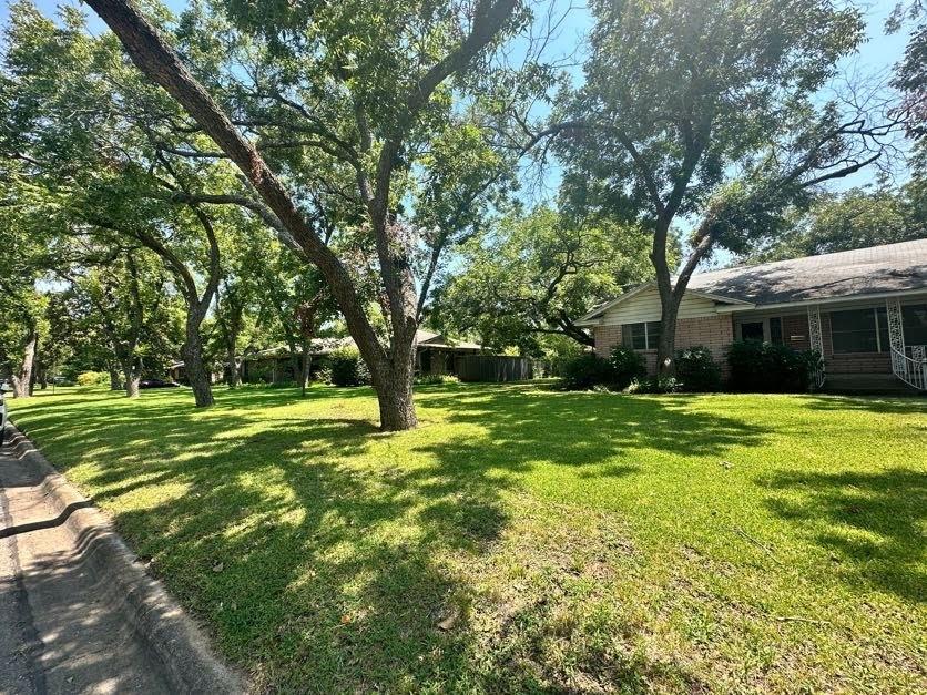 1302 Brittany Lane