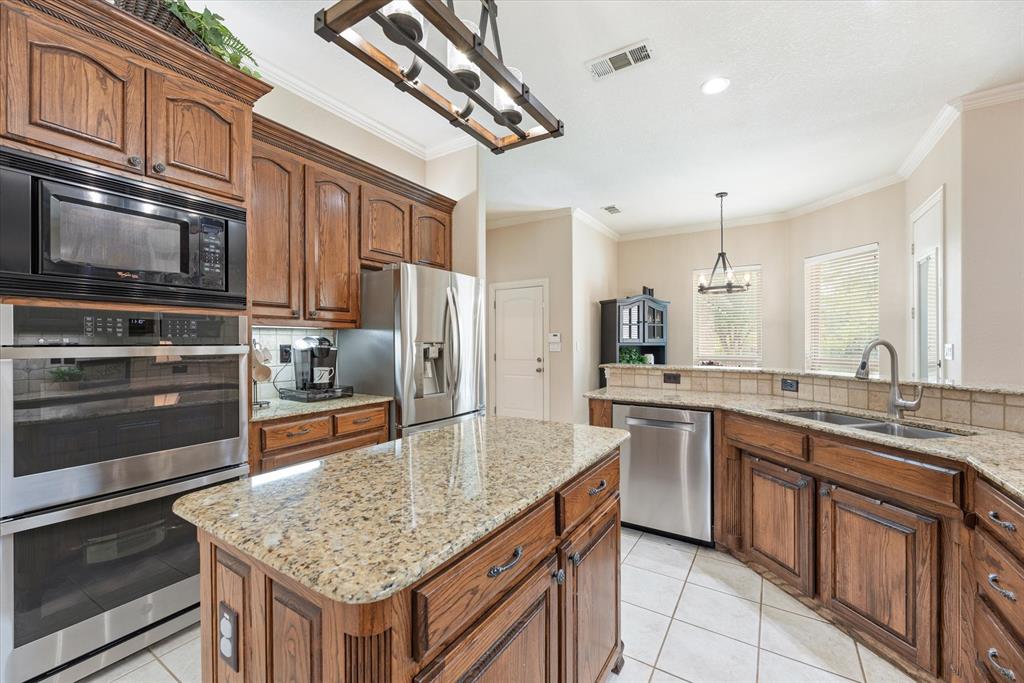 Keller, Texas 76248, United States, 4 Bedrooms Bedrooms, ,4 BathroomsBathrooms,Residential,Pending,40191