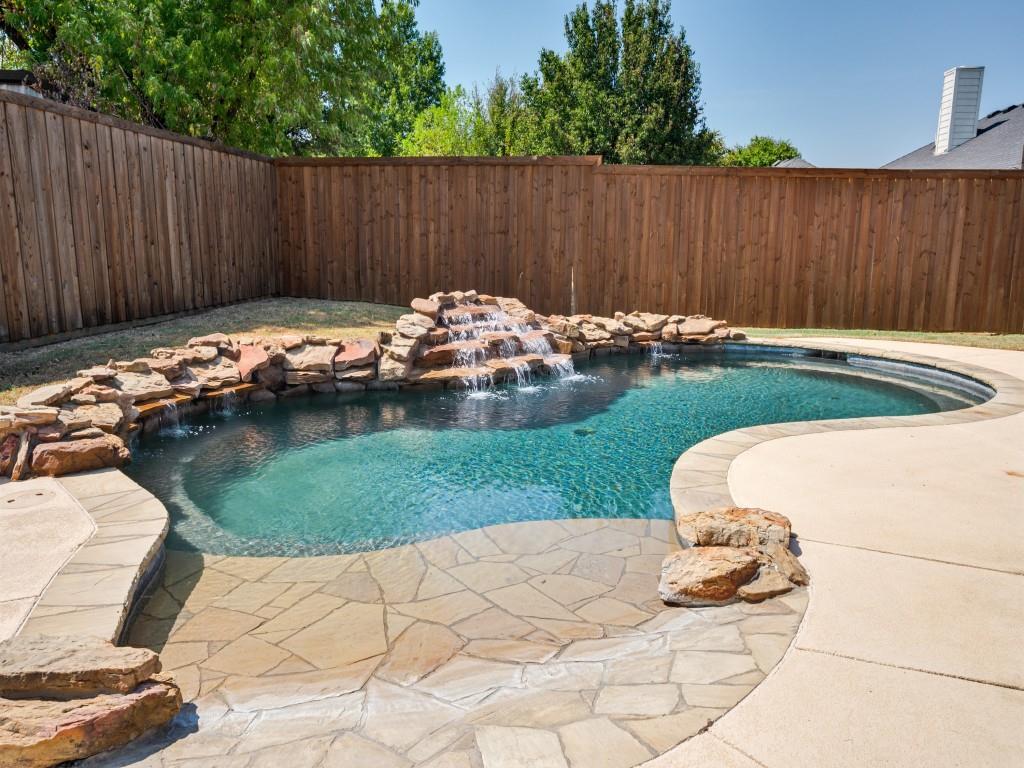 1005 Diane Street