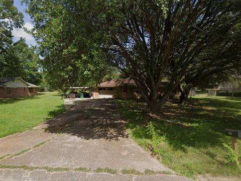 204 Joyner Street Omaha TX 75571