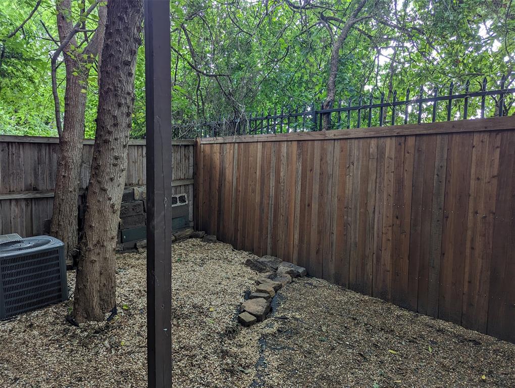 Holly Oaks Twnhms - Residential