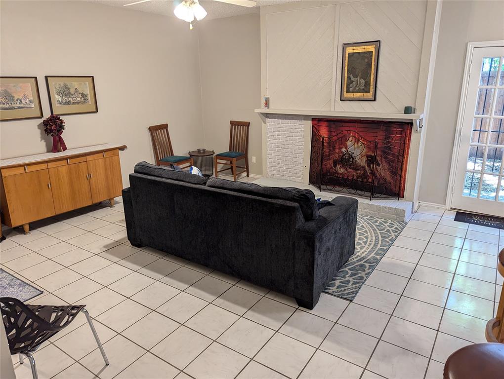 Holly Oaks Twnhms - Residential