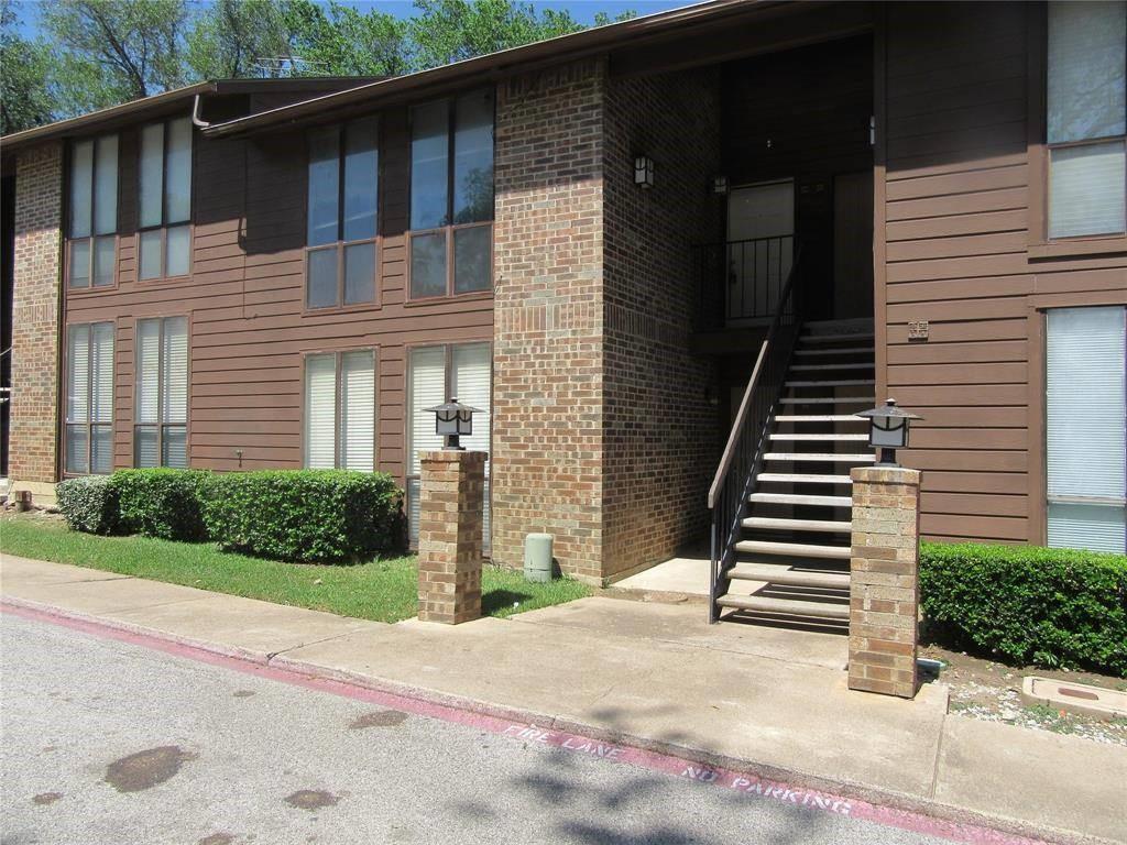 Holly Oaks Twnhms - Residential