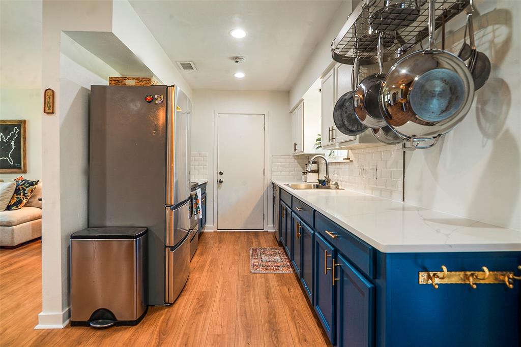 Cloverdale 03 - Residential Lease