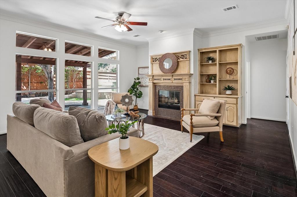 1901 Sagebrush Trail
