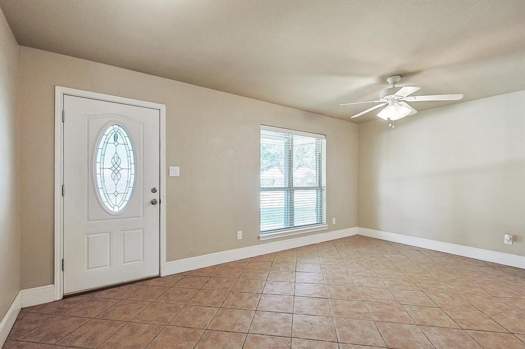 218 Raintree Drive