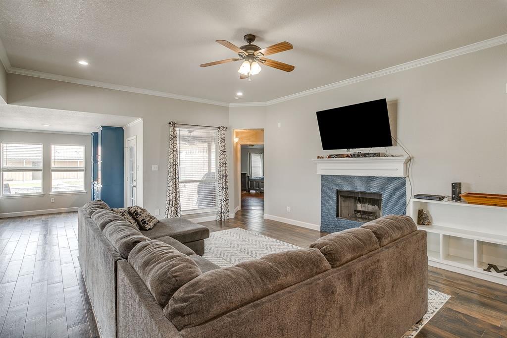 10908 Flores Trail