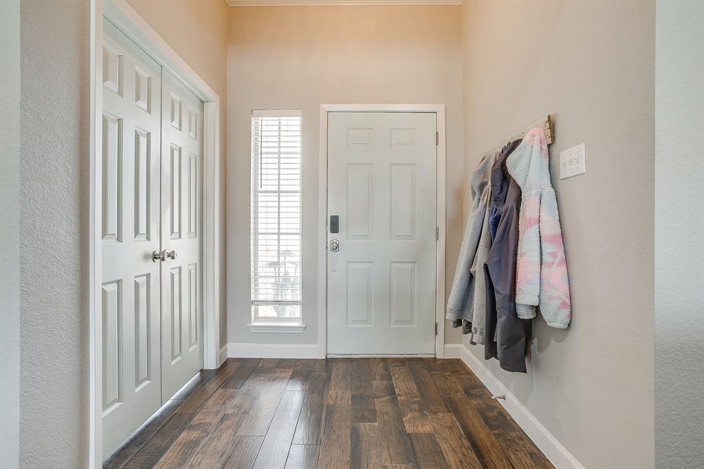 10908 Flores Trail