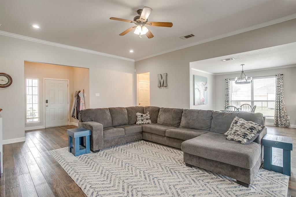10908 Flores Trail