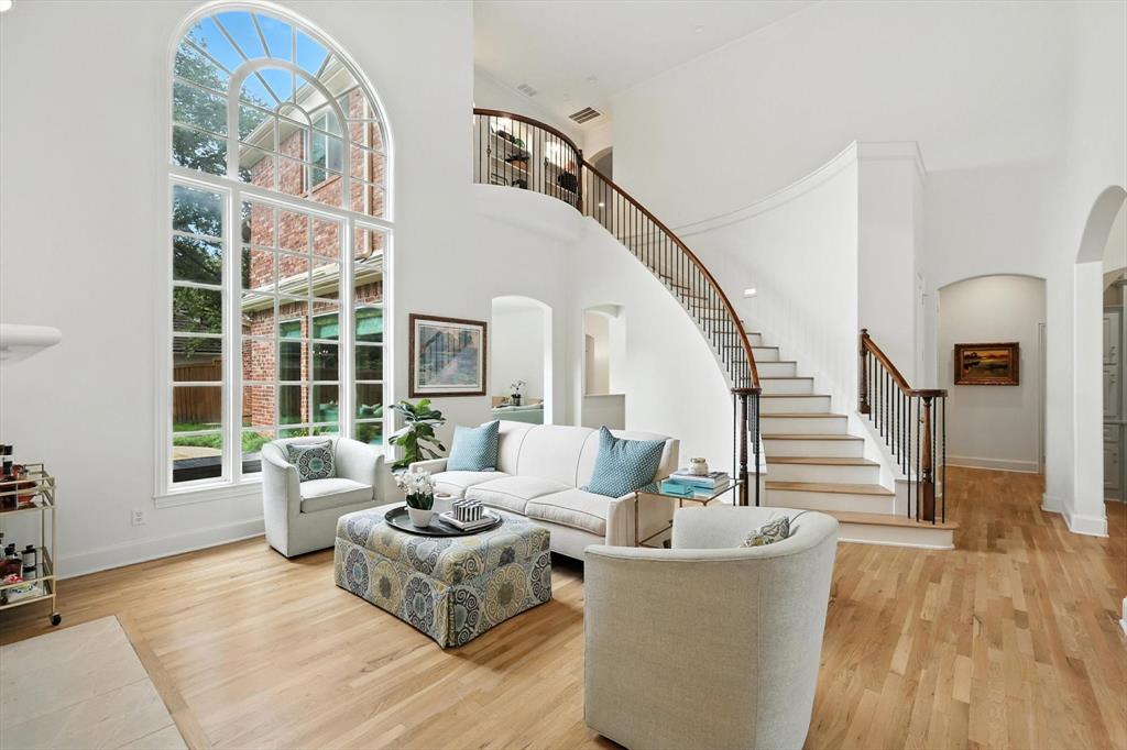 5132 Quail Lake Drive