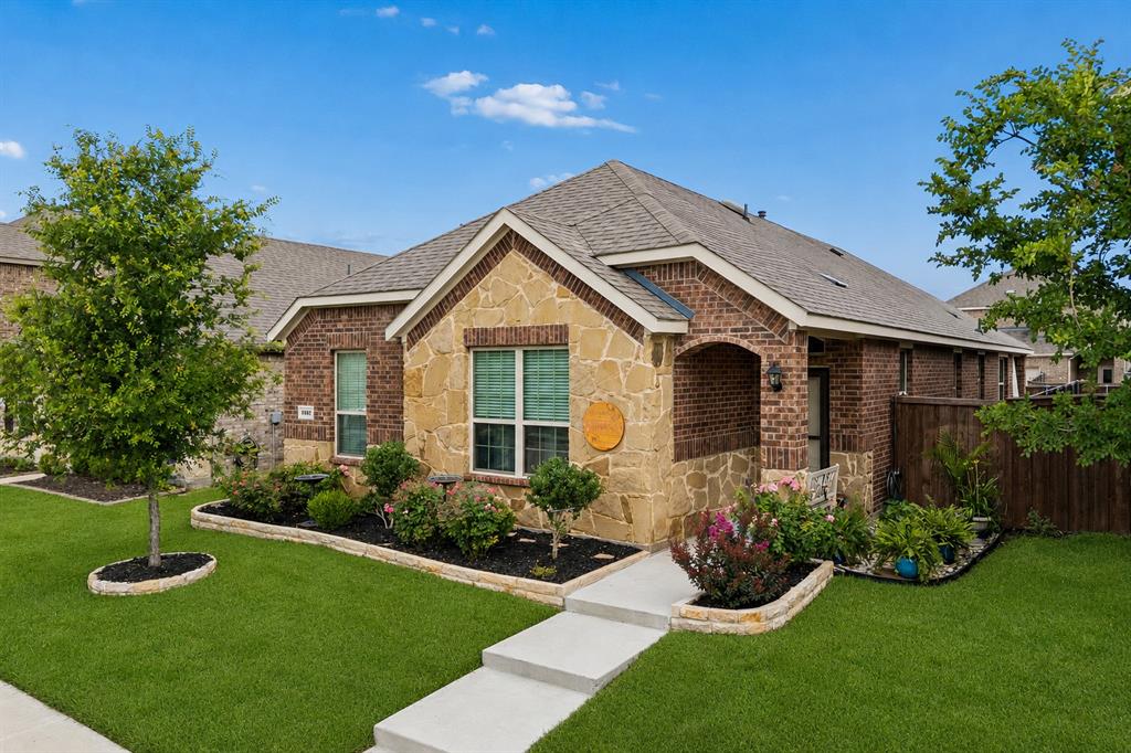 1537 Princeton Drive