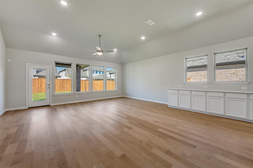 1312 Silver Grass Meadows