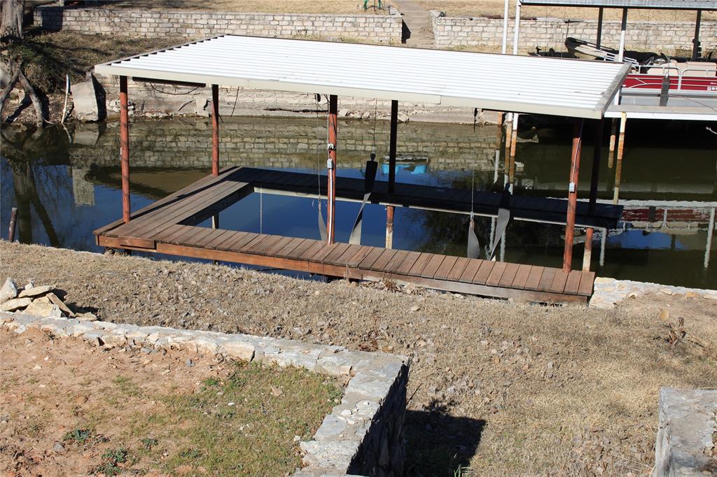 3817 Horseshoe Trail