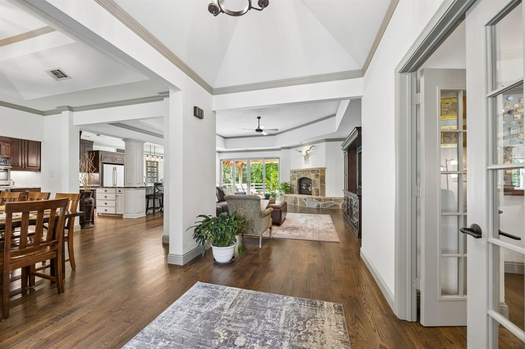 1728 Private Road 5042