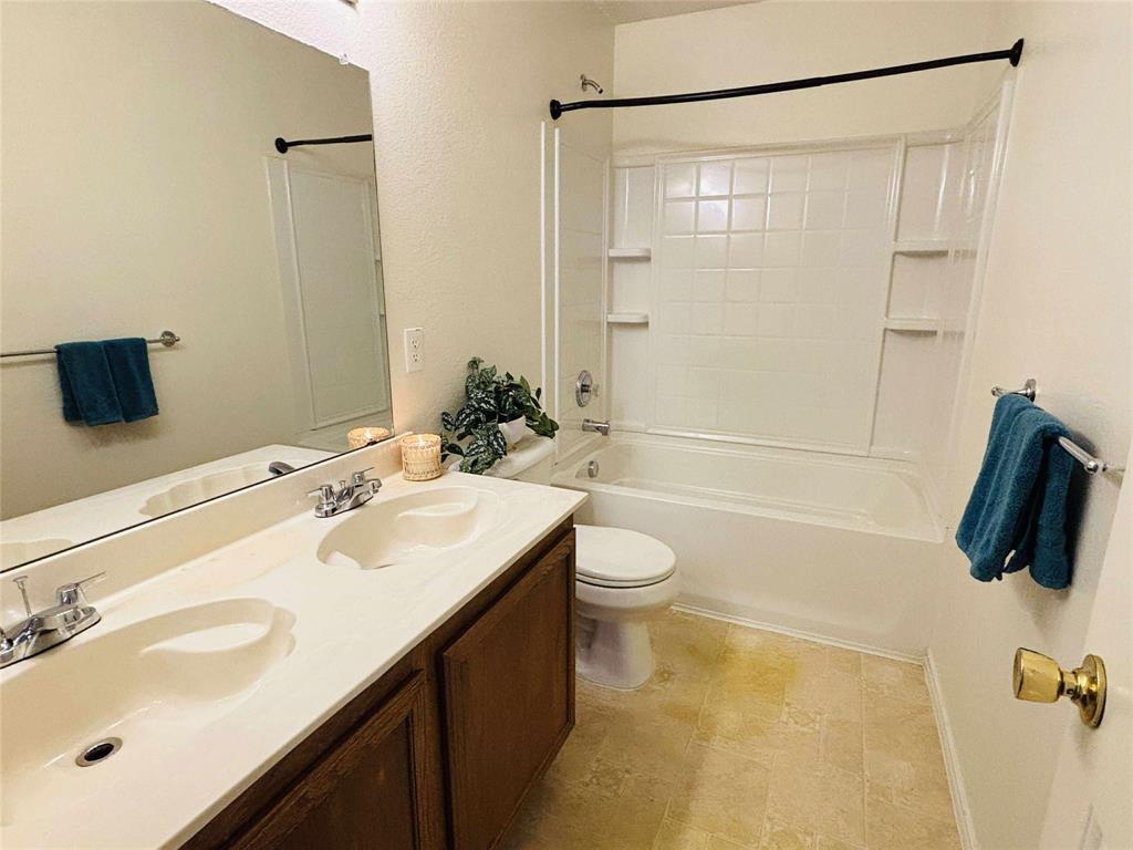 Harriet Creek Ranch Ph 1 - Residential Lease