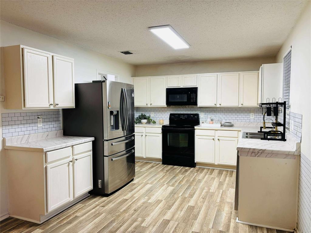 Harriet Creek Ranch Ph 1 - Residential Lease