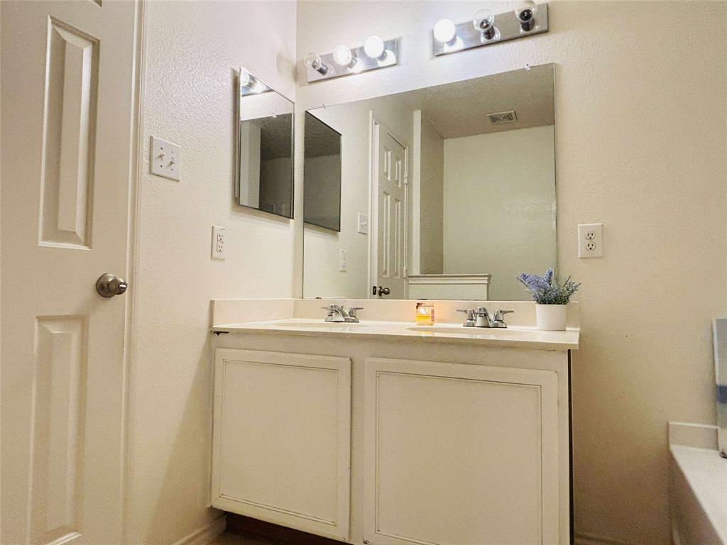 Harriet Creek Ranch Ph 1 - Residential Lease