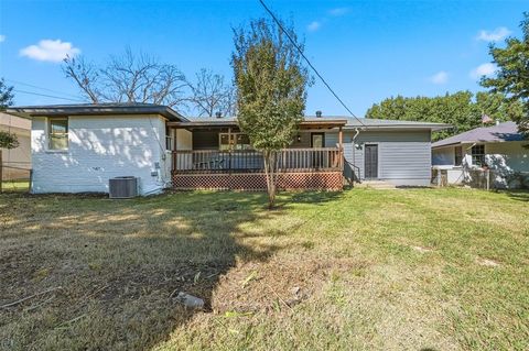 Tiny photo for 4837 Overton Avenue, Fort Worth, TX 76133 (MLS # 21100326)