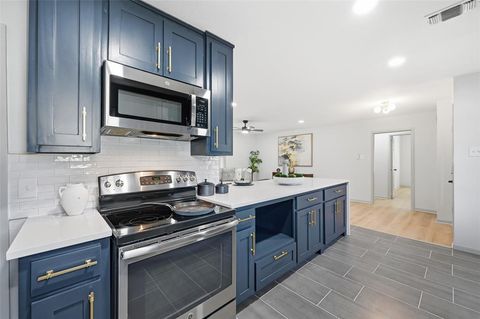 Tiny photo for 4837 Overton Avenue, Fort Worth, TX 76133 (MLS # 21100326)