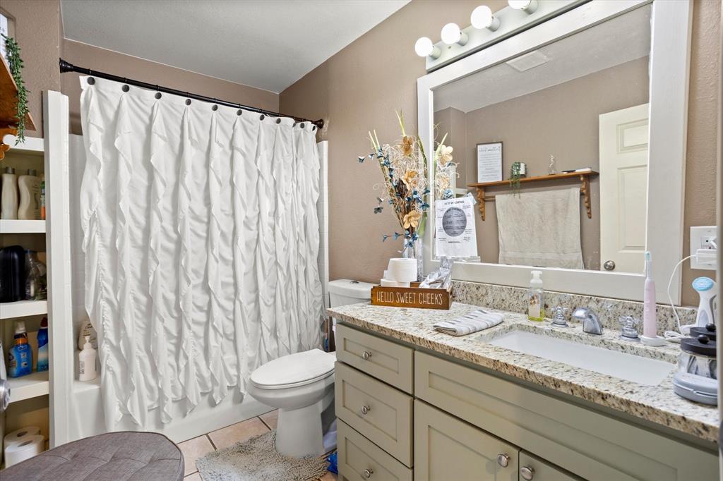 M V B Rhodes - Residential