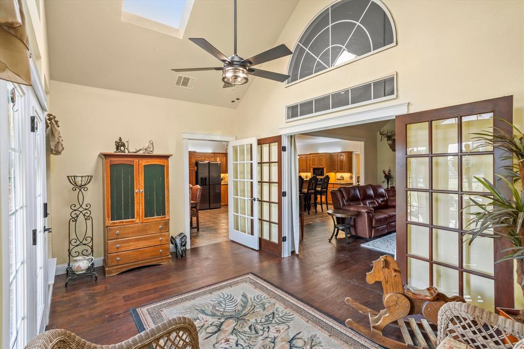 M V B Rhodes - Residential