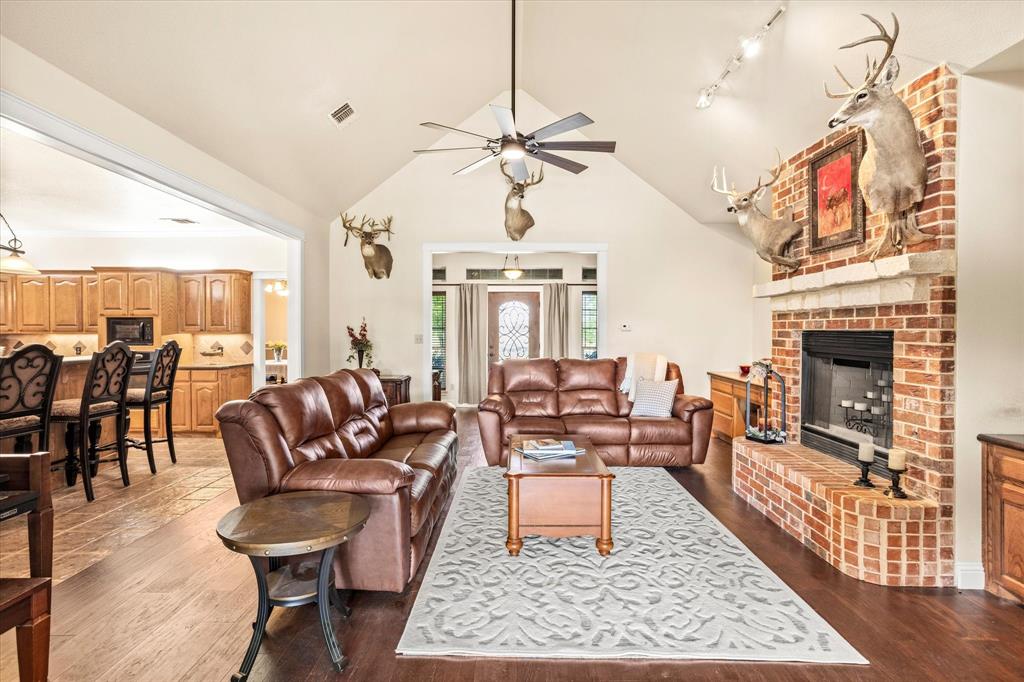 M V B Rhodes - Residential