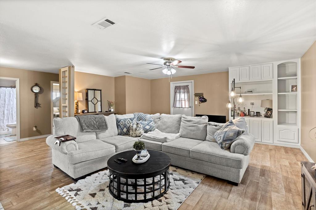 M V B Rhodes - Residential