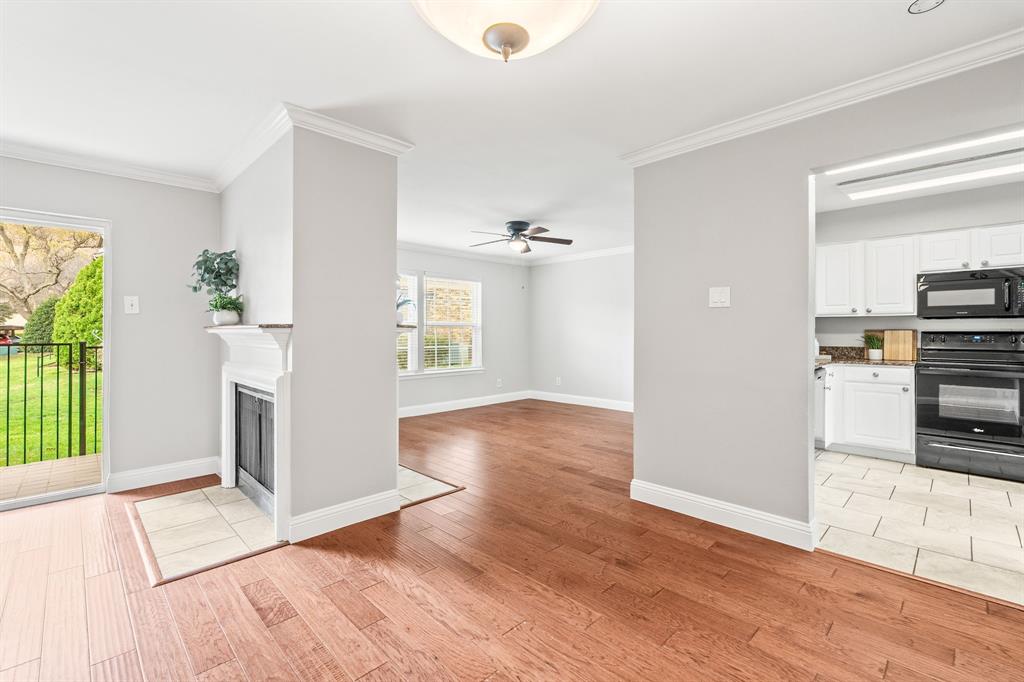 Prestonwood Green Condos - Residential