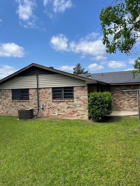134 S Greenbrook Loop
