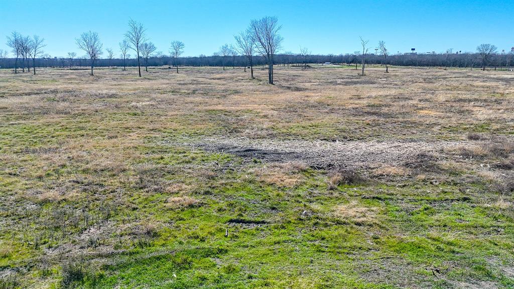 Waterfront Club - Land