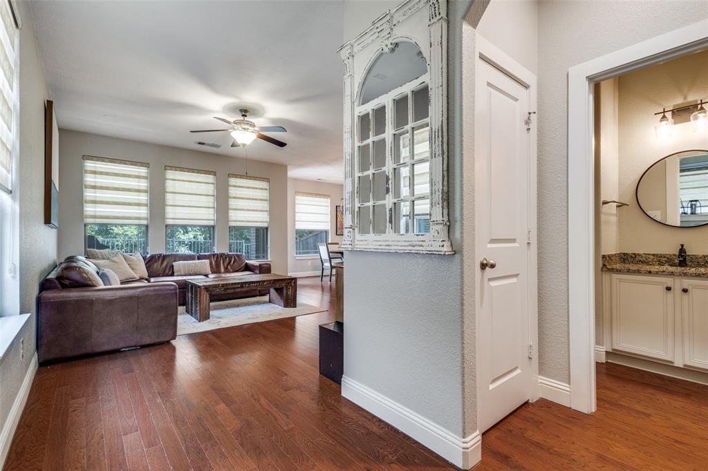 1011 Brook Hollow Drive