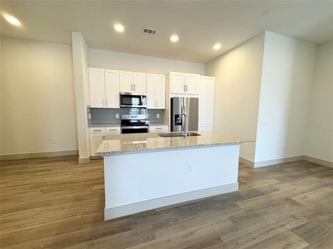 4708 W Spring Creek Parkway 3330 Plano TX 75024