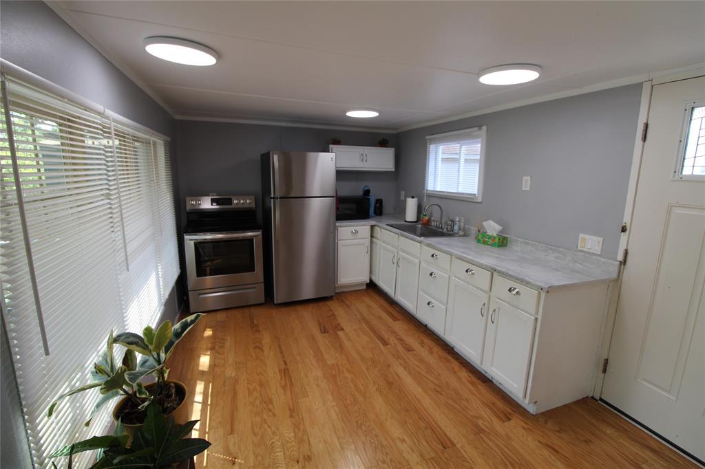 Western Lake Estates B - Residential