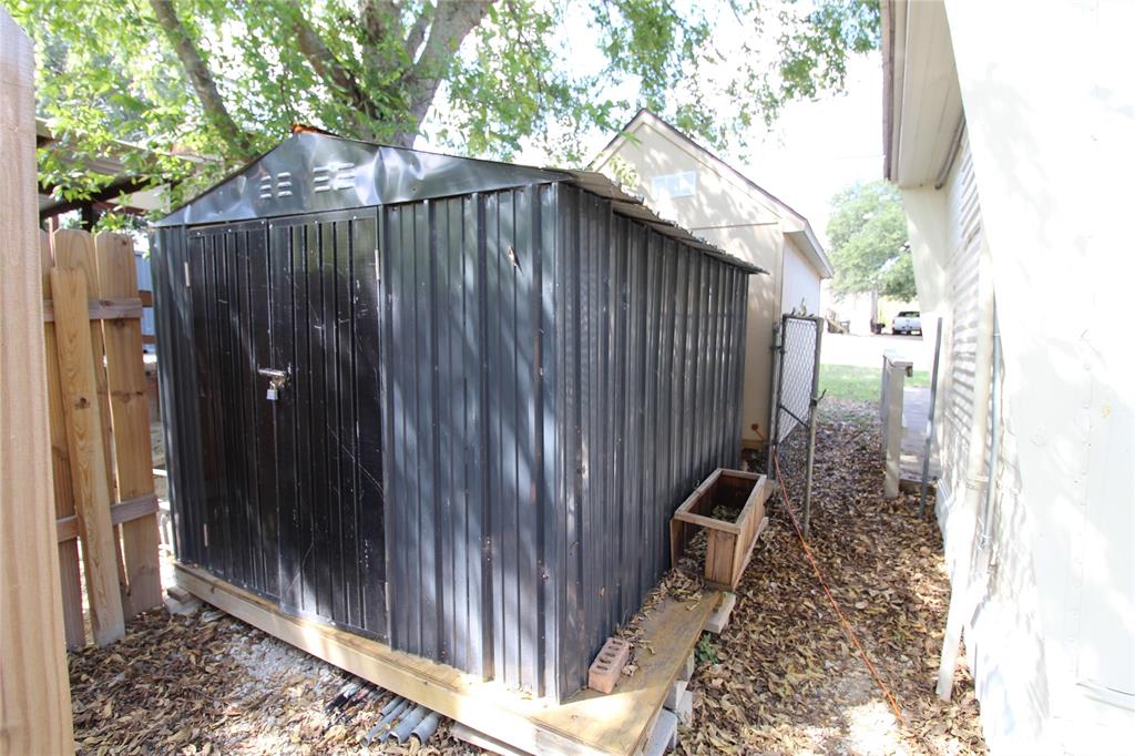 Western Lake Estates B - Residential