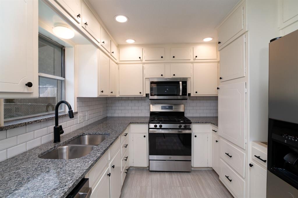 Diamond Oaks North Add - Residential Lease