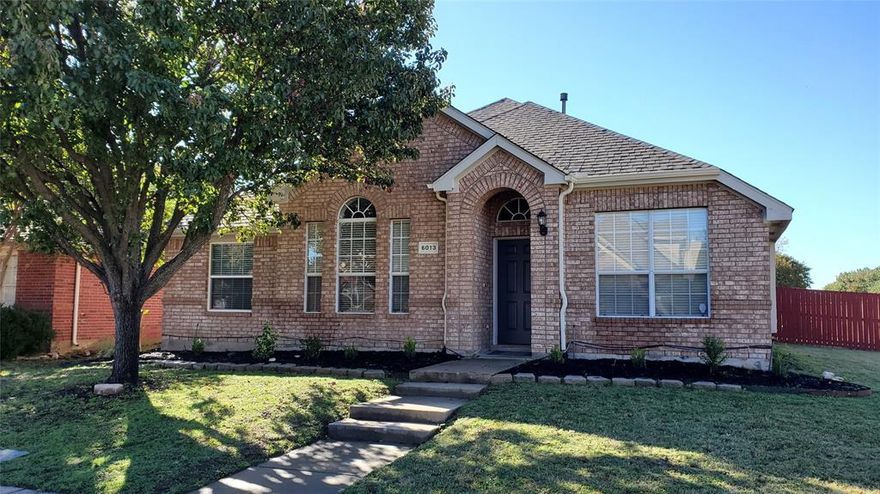 Do not miss cozy house. 4 bedrooms with 2 full bathrooms, newly interior painted, delicate chandelier in the hallway, high ceiling in kitchen and family room, 2 car garage in the back. The roof with 30 years expectancy was replaced in 2017. Elementary school is within the community. Shopping areas is nearby.