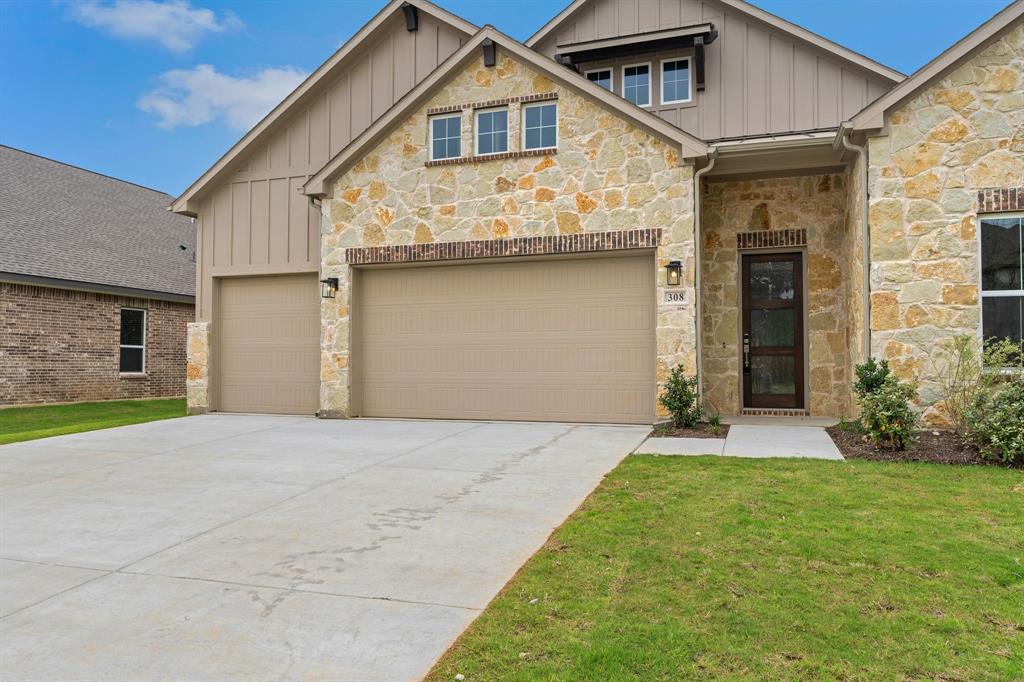 308 Alicia Court