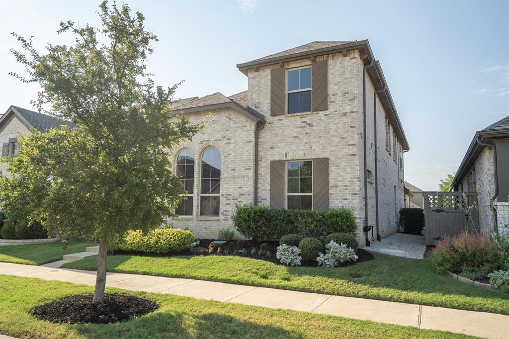 2509 Stella Lane