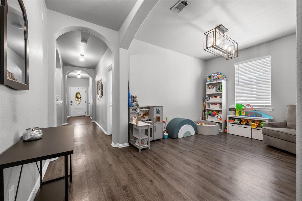 Creek Village At Providence - Residential