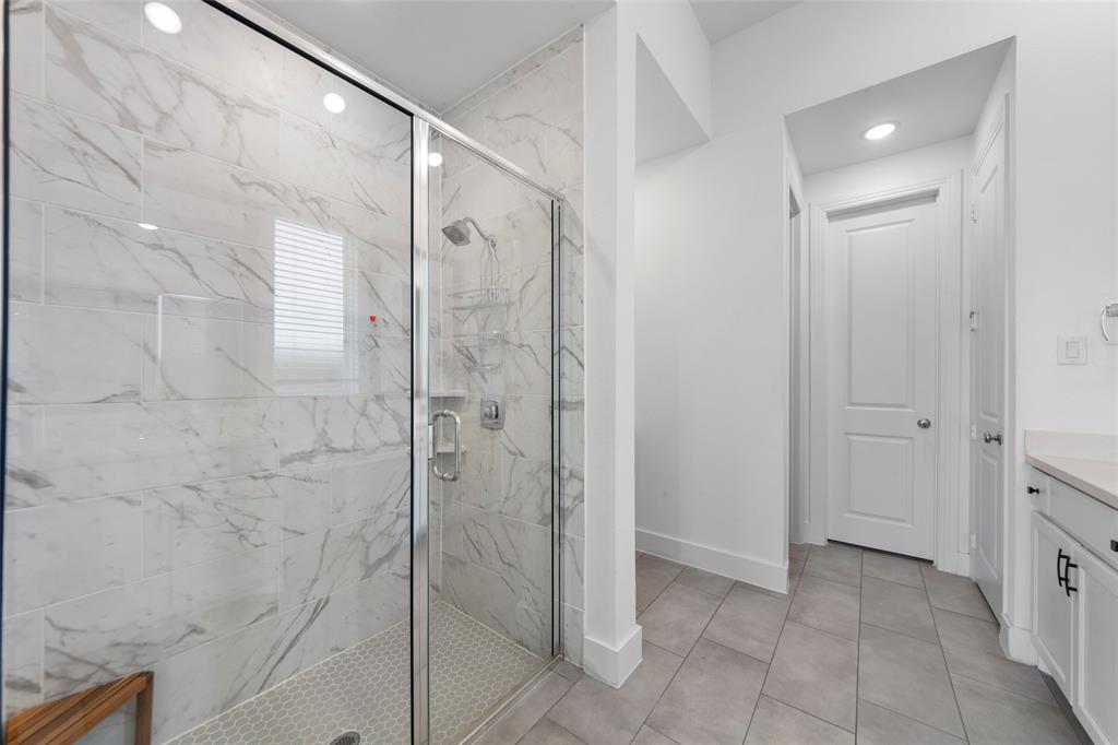 Glen Crossing West Ph 1b - Residential Lease