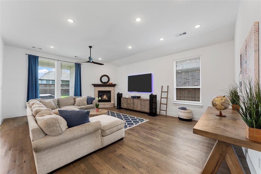 Glen Crossing West Ph 1b - Residential Lease