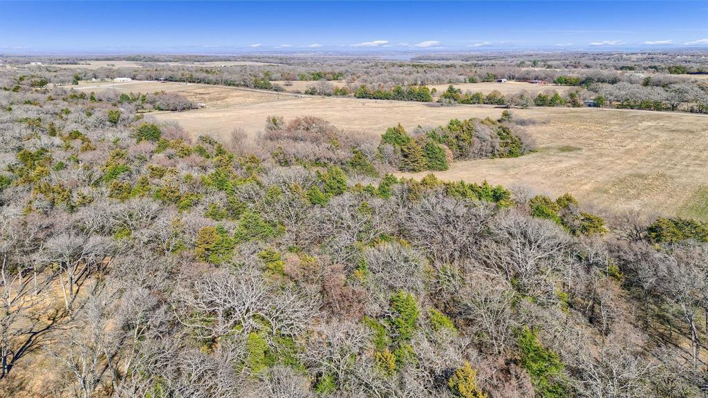 Twin Oaks - Land