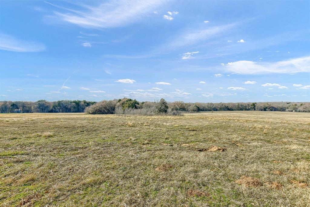 Twin Oaks - Land