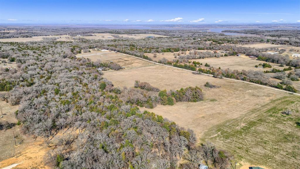 Twin Oaks - Land
